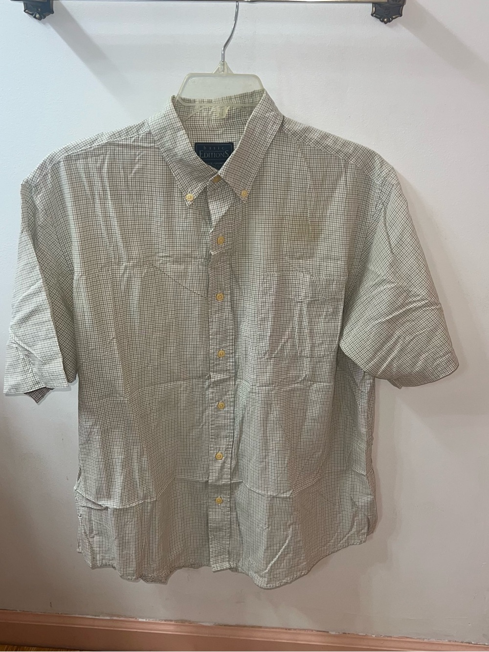 Basic Editions Men's Short-Sleeve Button-Down Plaid Shirt